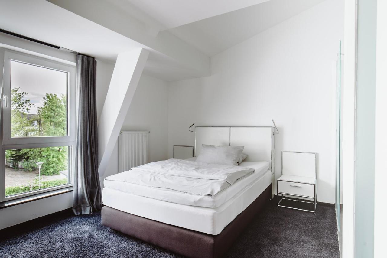Hotel &Repeat Koeln Airport Extérieur photo
