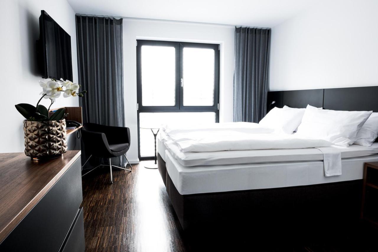 Hotel &Repeat Koeln Airport Extérieur photo